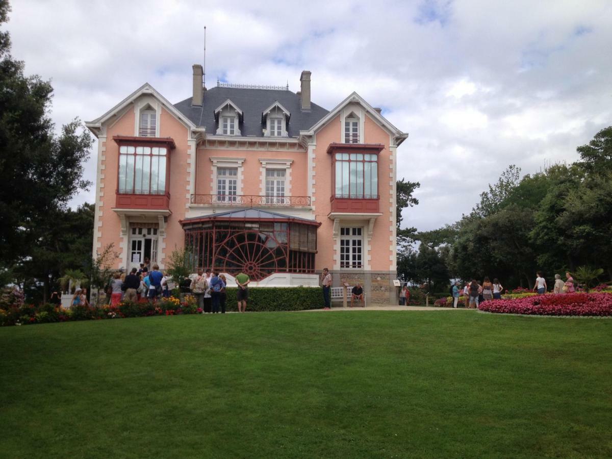 Ferienwohnung La Victoire Granville Exterior foto